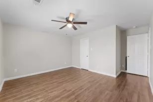 504 Riverbed Dr, Crowley, TX 76036 - Photo 27