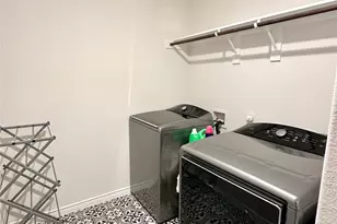 6409 Bon Fire Dr, Garland, TX 75043 - Photo 17