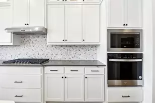 311 Misty Ln, Argyle, TX 76226 - Photo 5