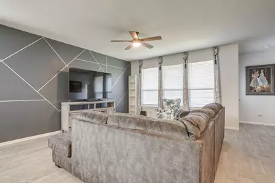 8609 Mirror Lake Drive, Fort Worth, TX 76179 - Photo 7