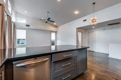 1811 Euclid Avenue #5, Dallas, TX 75206 - Photo 7