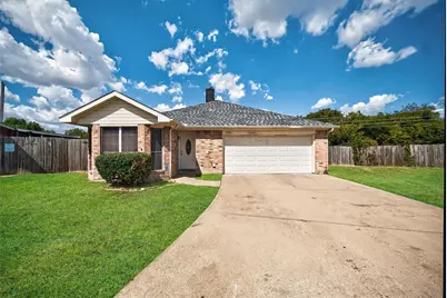 3001 Green Vista Court, Grand Prairie, TX 75052 - Photo 1