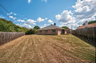 3001 Green Vista Ct, Grand Prairie, TX 75052 - Photo 33