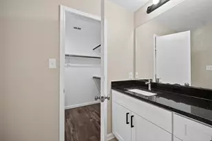 3001 Green Vista Ct, Grand Prairie, TX 75052 - Photo 21