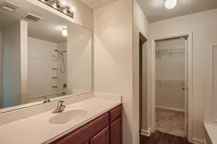 1026 Barrymore Ln, Duncanville, TX 75137 - Photo 5