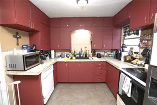 1306 Rodgers Dr, Graham, TX 76450 - Photo 7