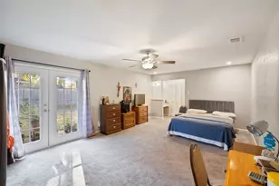 710 Waynelee Dr, Lancaster, TX 75146 - Photo 11