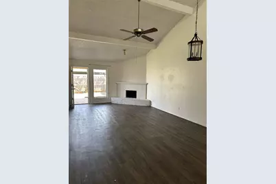 2723 Saint George Place, Arlington, TX 76015 - Photo 9