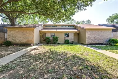 2723 Saint George Place, Arlington, TX 76015 - Photo 1