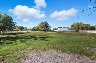 107 Cactus Rd, Waxahachie, TX 75165 - Photo 35