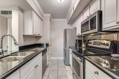 5908 Sandhurst Lane #142, Dallas, TX 75206 - Photo 5