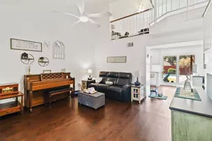 1920 Avignon Ct, Carrollton, TX 75007 - Photo 11