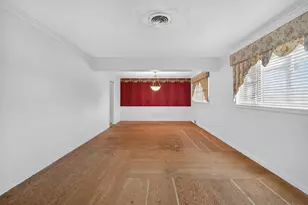 6606 Royal Ln, Dallas, TX 75230 - Photo 5