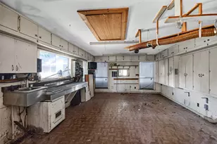 6606 Royal Ln, Dallas, TX 75230 - Photo 29