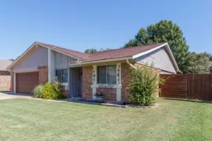 5406 Princess Ct, Lake Dallas, TX 75065 - Photo 3