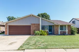 5406 Princess Ct, Lake Dallas, TX 75065 - Photo 1