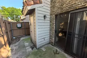 885 Dublin Dr, Richardson, TX 75080 - Photo 11