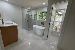 821 Sylvan Dr, Fort Worth, TX 76120 - Photo 13