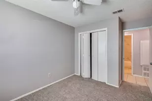 6101 Kelly Elliott Rd, Arlington, TX 76001 - Photo 15