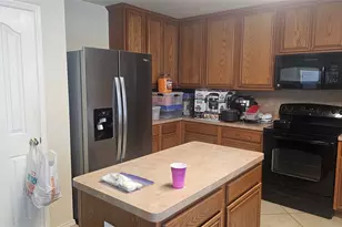 508 Fossil Lake Ct, Arlington, TX 76002 - Photo 3