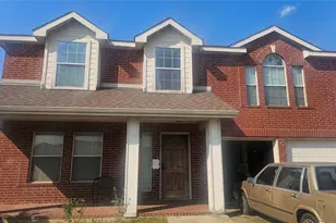 508 Fossil Lake Ct, Arlington, TX 76002 - Photo 1