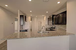 1113 Dublin Dr, Cleburne, TX 76033 - Photo 7