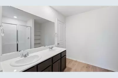 729 Lantana Lane, Pilot Point, TX 76258 - Photo 9