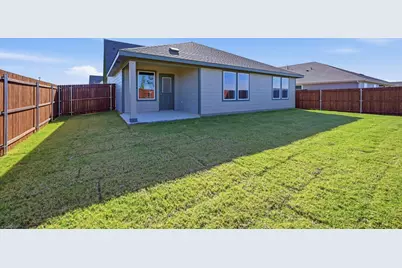 834 Tiger Lily Way, Pilot Point, TX 76258 - Photo 5