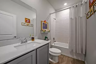 3250 Hunters Gln Dr, Aubrey, TX 76227 - Photo 21