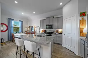 3250 Hunters Gln Dr, Aubrey, TX 76227 - Photo 9