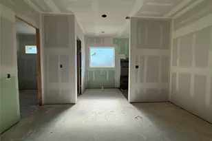 942 Fawn Dr, McGregor, TX 76657 - Photo 5