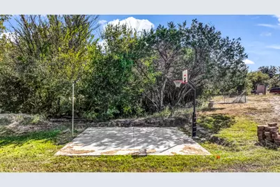 191 Wildflower Trail, Weatherford, TX 76087 - Photo 37