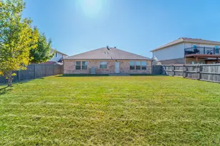 6333 Pool View Dr, Dallas, TX 75249 - Photo 33