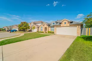 6333 Pool View Dr, Dallas, TX 75249 - Photo 31