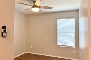 1103 Wildflower St, Ennis, TX 75119 - Photo 11