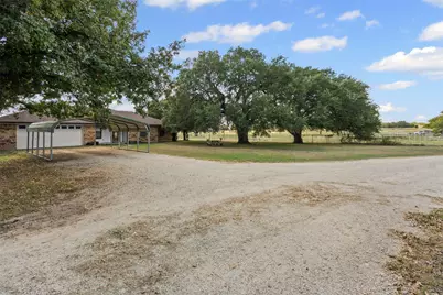 3427 Quail Ridge Court, Granbury, TX 76049 - Photo 5