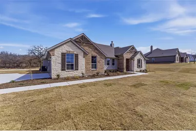 144 Oak Grove Way, Springtown, TX 76082 - Photo 3