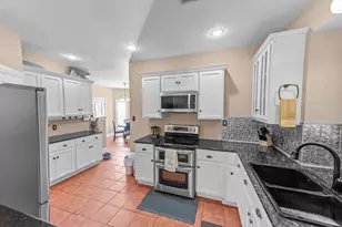 435 Childress Creek Dr, China Spring, TX 76633 - Photo 11