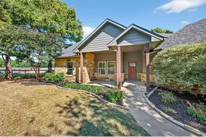 357 Pear Tree Lane, Collinsville, TX 76233 - Photo 9