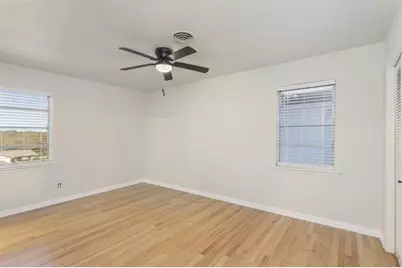 1409 Autumn Leaves Trail, Dallas, TX 75241 - Photo 27