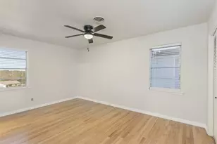 1409 Autumn Leaves Trail, Dallas, TX 75241 - Photo 27