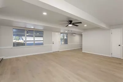 1409 Autumn Leaves Trail, Dallas, TX 75241 - Photo 17