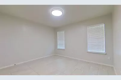 502 Norwood Circle W, Arlington, TX 76013 - Photo 7