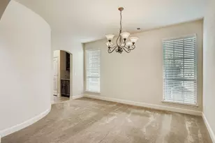 616 Warwick Blvd, Lewisville, TX 75056 - Photo 9