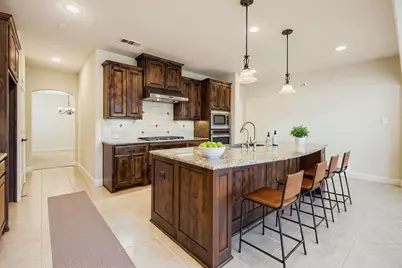 616 Warwick Boulevard, Lewisville, TX 75056 - Photo 13