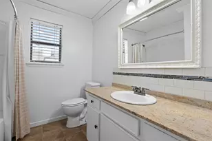 2112 Ramada Dr, Waco, TX 76712 - Photo 9