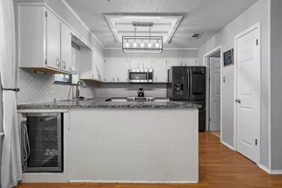 2112 Ramada Drive, Waco, TX 76712 - Photo 5