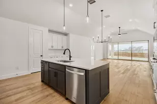 132 Enclave Dr, Lakewood Village, TX 75068 - Photo 13