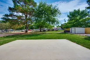 130 Wright Dr, Blossom, TX 75416 - Photo 25