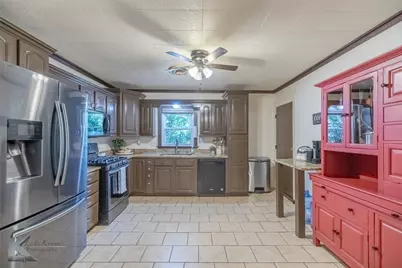 702 S 8th, Merkel, TX 79536 - Photo 11